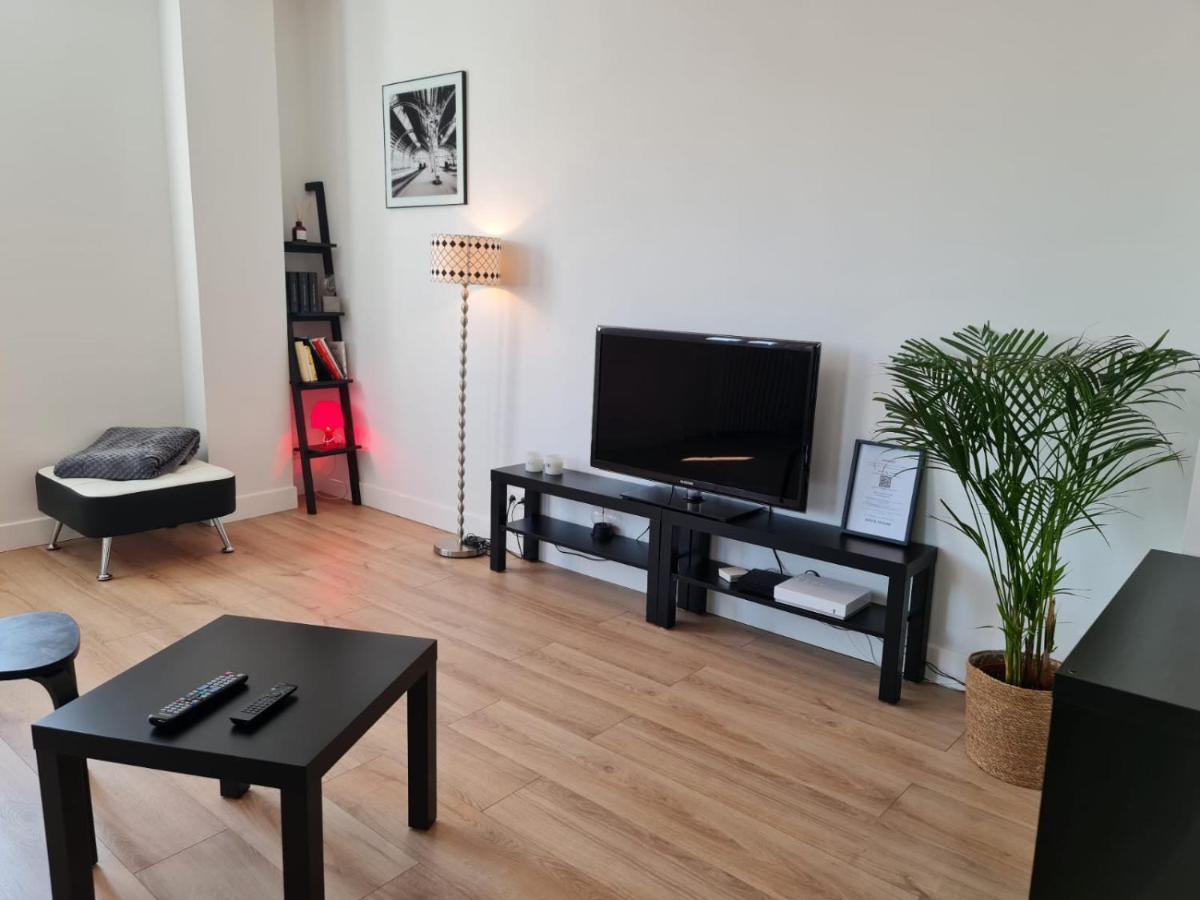 Le Scottmanhouse - Appartement Prive - Centre Ville - Gare - Wi-Fi Arras Kültér fotó
